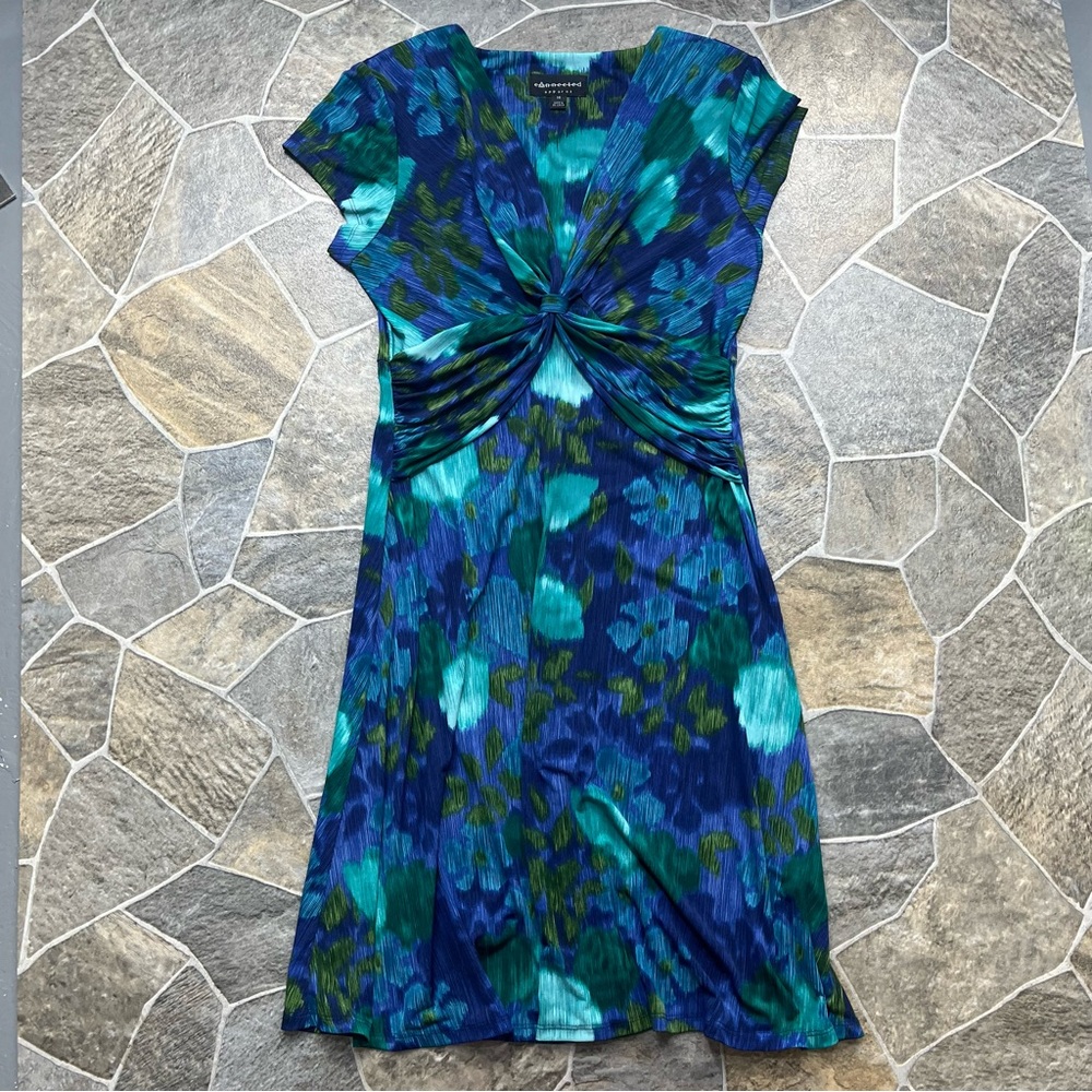 Connected Apparel Abstract Floral Print Twist Front Dress - Picture 5 of 11